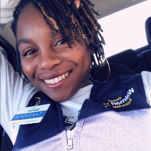 Meet your Posher, Takeisha